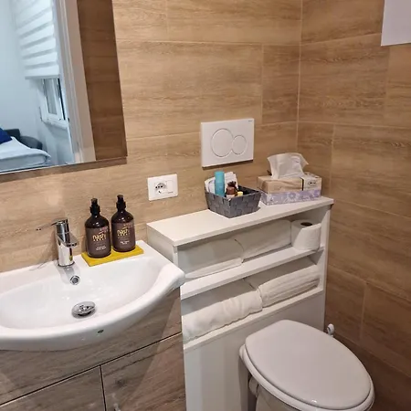 Konukevi Sogni D'oro Scafati